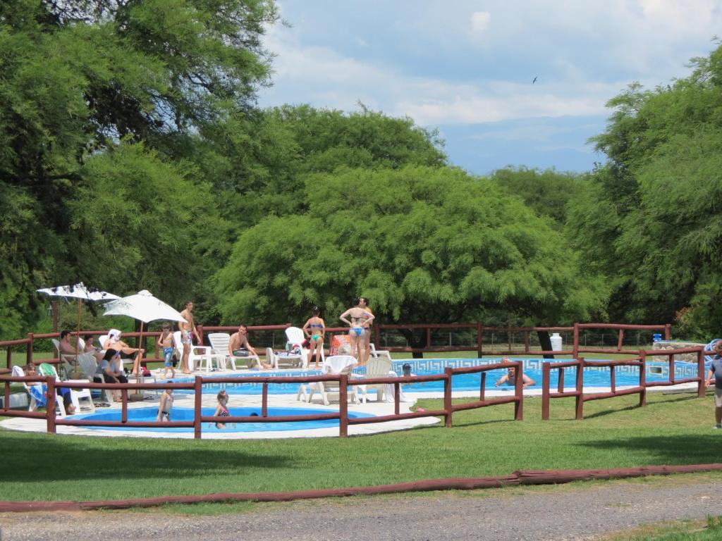 Cabanas Los Algarrobos Villa General Belgrano Buitenkant foto