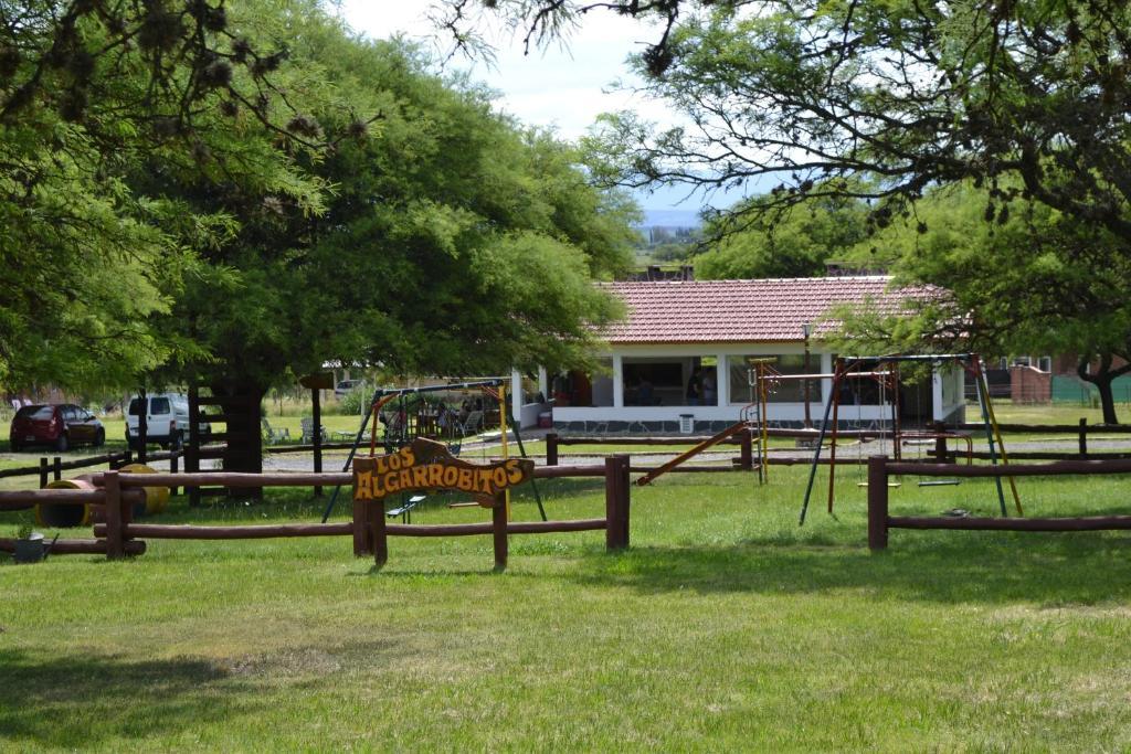 Cabanas Los Algarrobos Villa General Belgrano Buitenkant foto