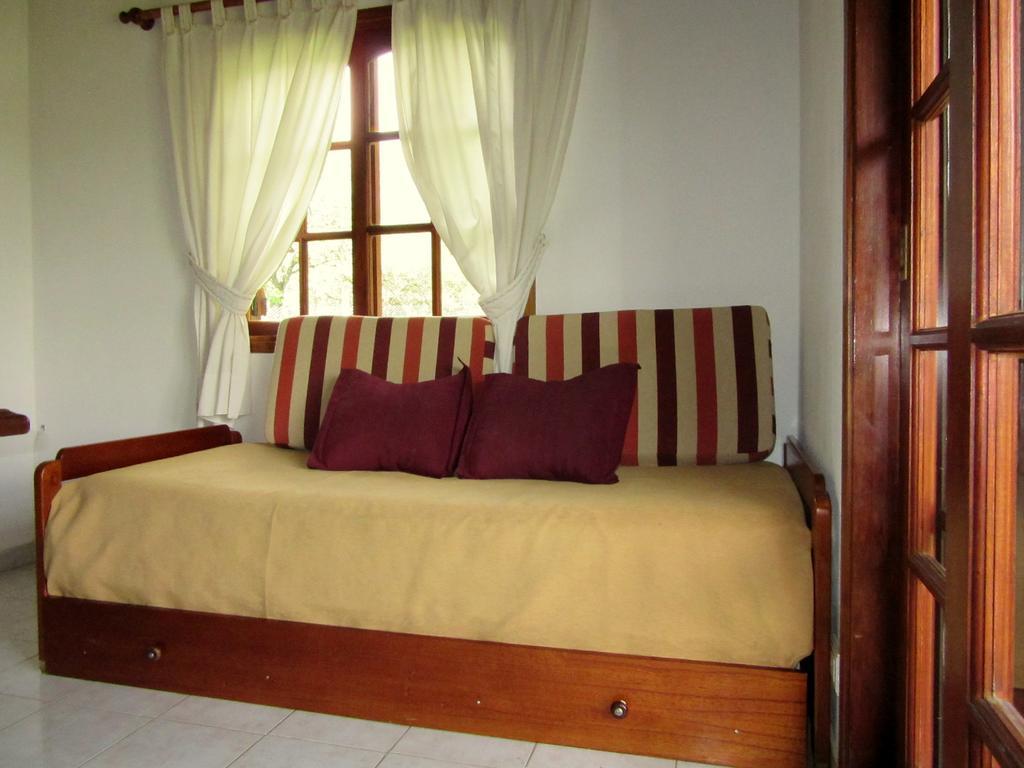 Cabanas Los Algarrobos Villa General Belgrano Buitenkant foto