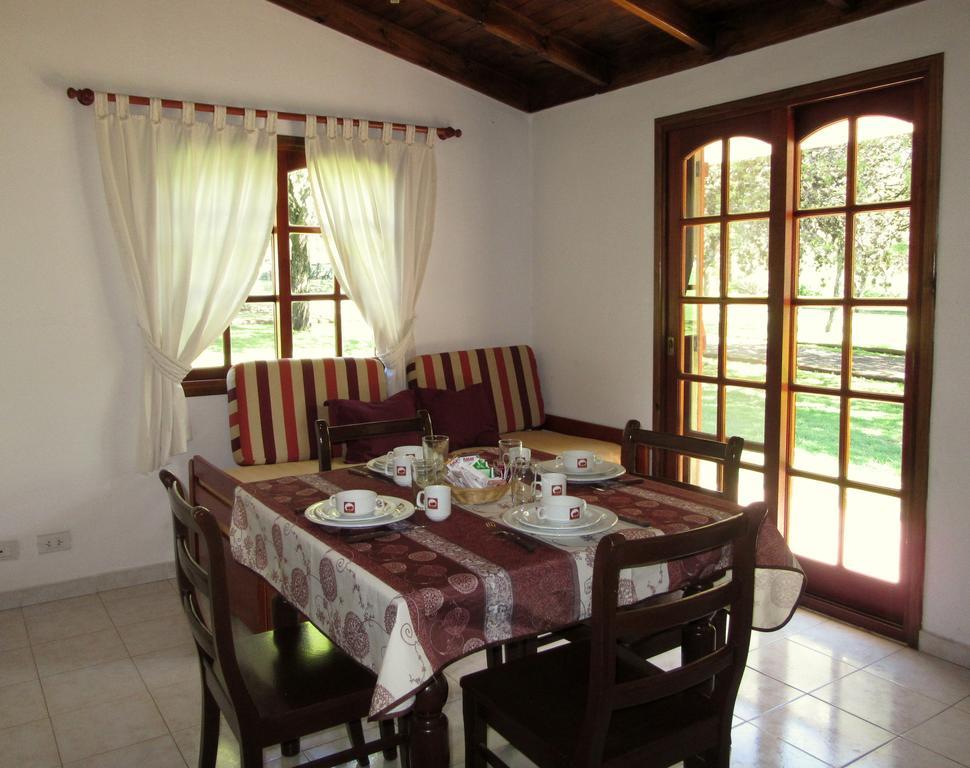 Cabanas Los Algarrobos Villa General Belgrano Buitenkant foto