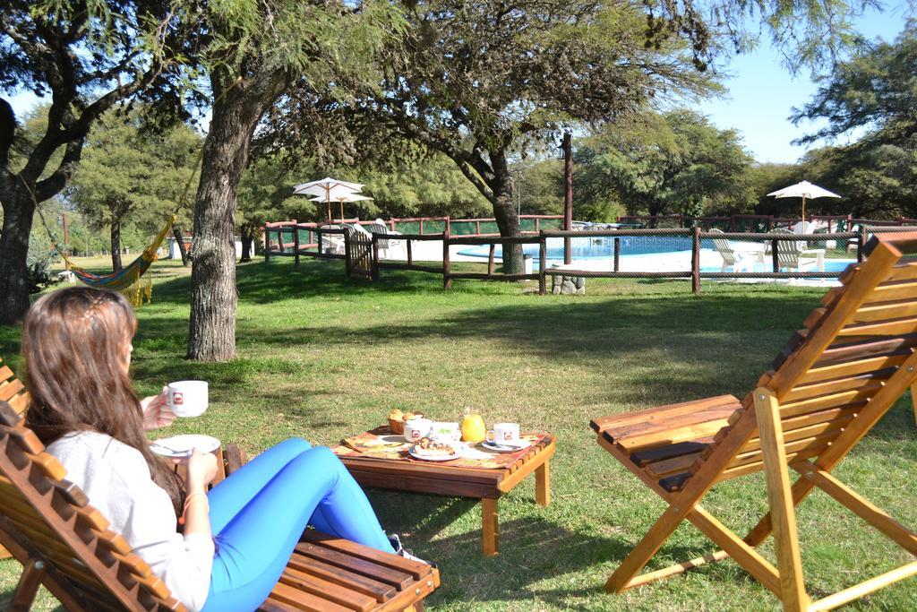 Cabanas Los Algarrobos Villa General Belgrano Buitenkant foto
